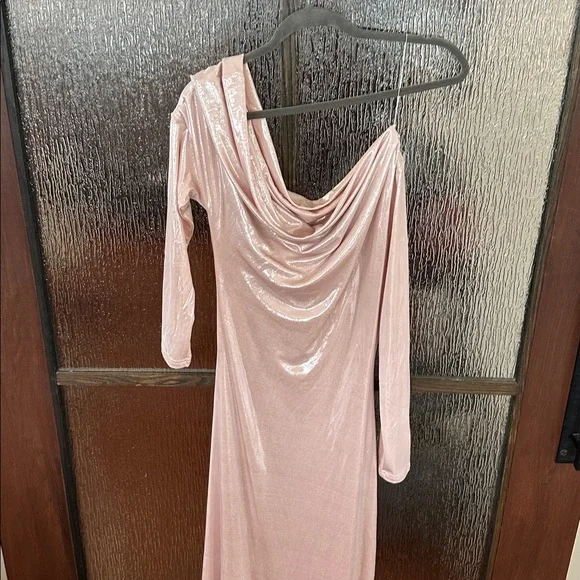 SIGNIFICANT OTHER Liliana Maxi Dress in Slipper Pink Elegant One-Shoulder  Sz 10